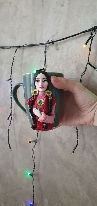 Кружки с декором из полимерной глины