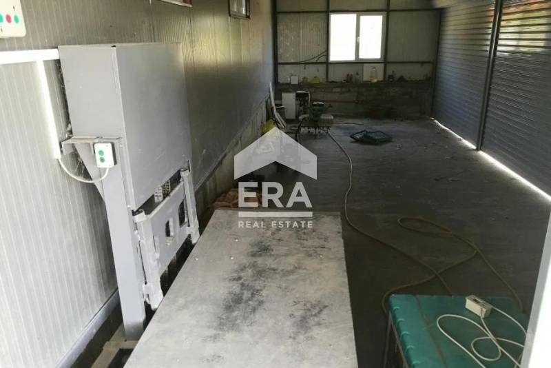 Продава се Промишлена сграда в Хасково, Промишлена зона - Изток - 360 кв.м за 383 €/кв.м - Снимка #6
