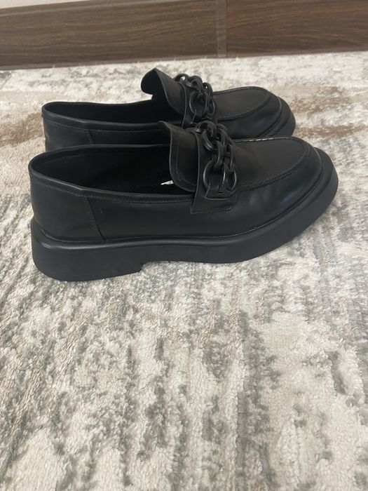 Продам туфли женские