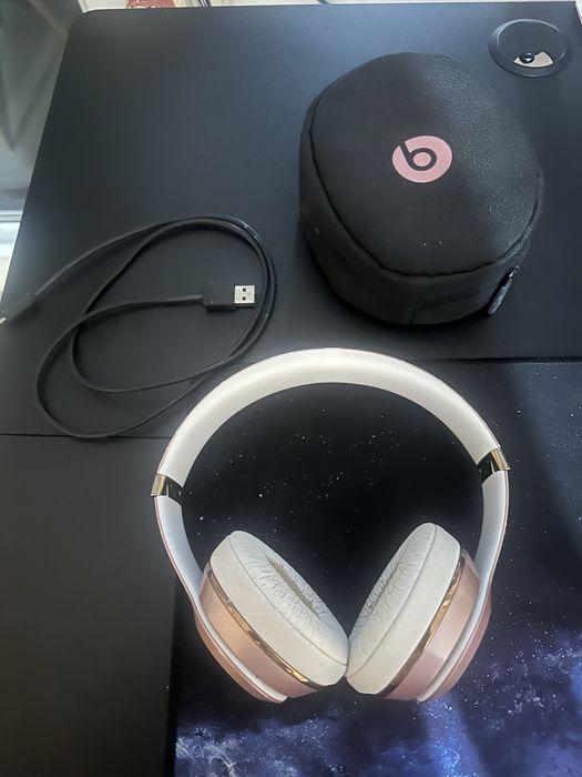 Căști wireless Beats Solo3 A1796 Rose Gold + husă