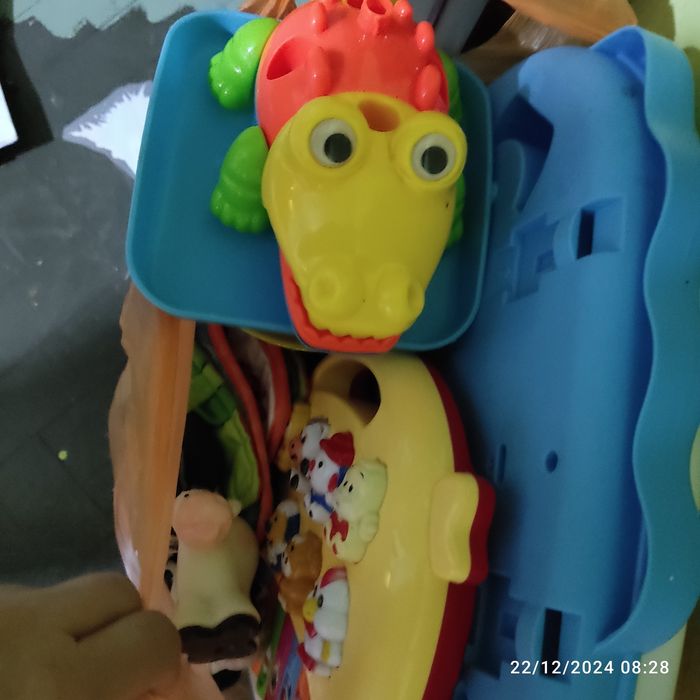 Бебешки играчки.