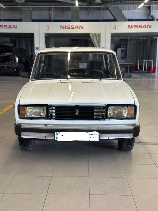Автомобиль Ваз 2104