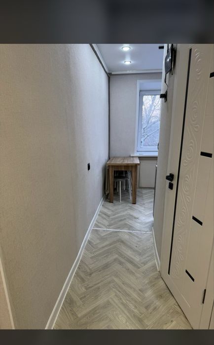 Продам 2-х ком квартиру с современным ремонтом