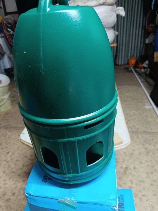 Аксесуары для голубей.