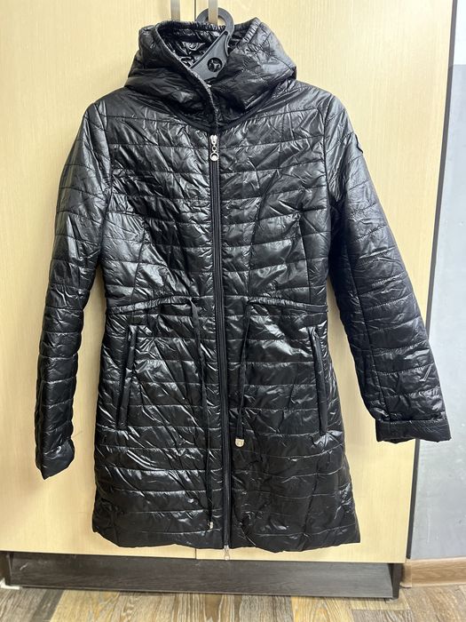 продам куртку на весну