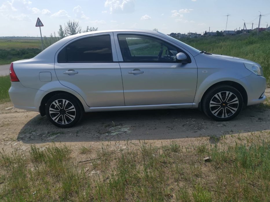 Продам машину 2019