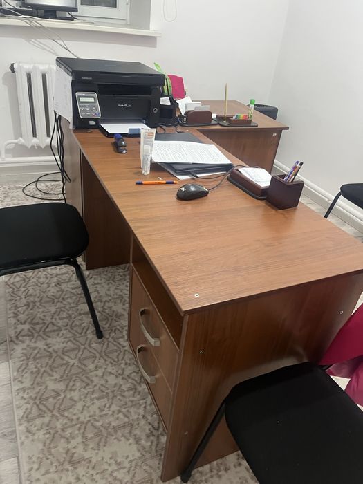 Столы стулья шкафы