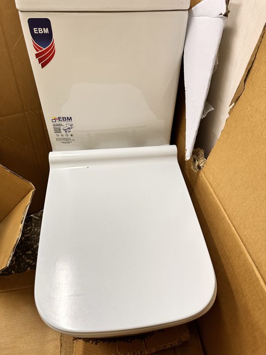 Продам унитаз . Б/ У