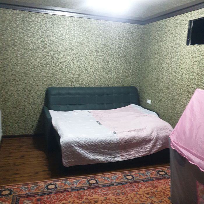 Ijaraga beriladi 4xona metroga yaqin