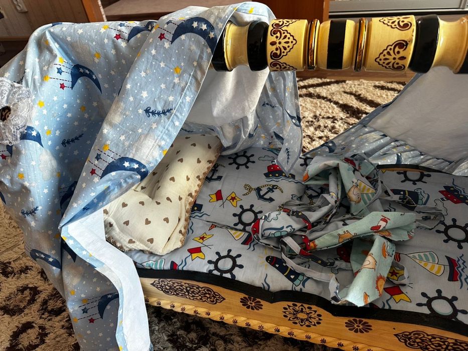 продаю новый бесік