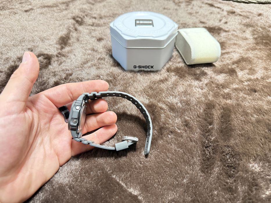 G-shock часовник