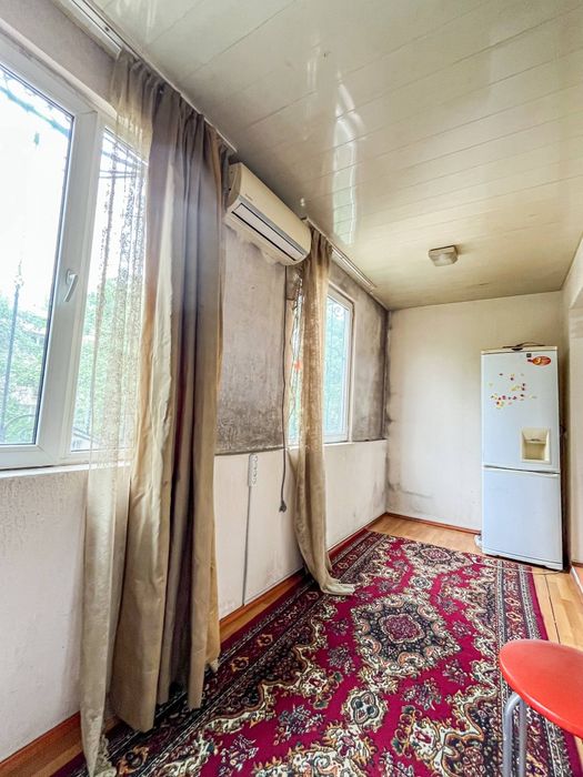 2/2/4 Буз-2,ЭКО Базар,ориентир 49 школа,Тараканчик,77 серия,кирпич