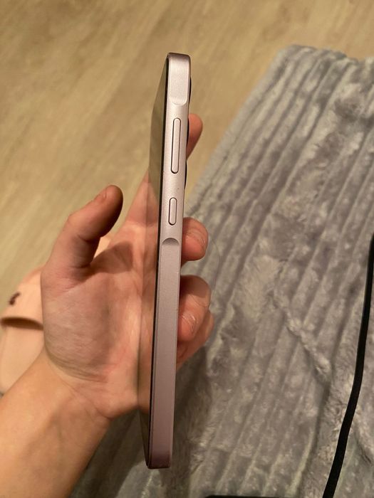 Продам телефон самсунг А35 128гб