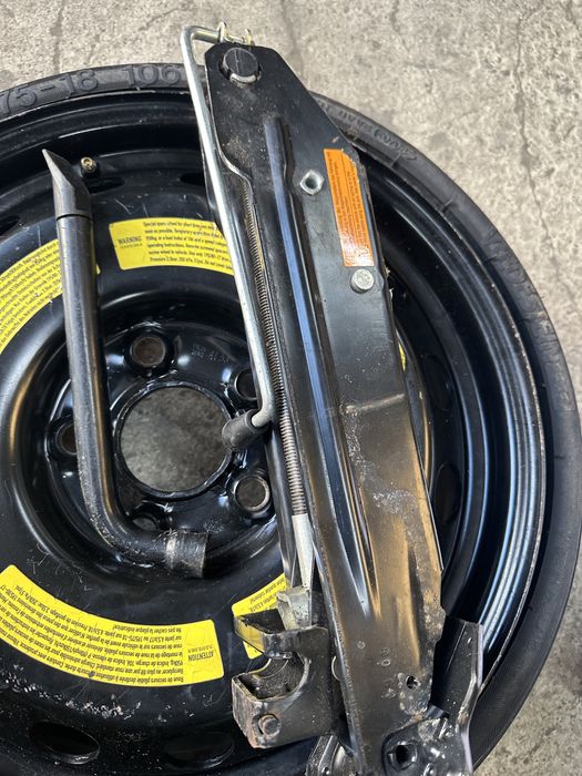 Резервна гума тип Патерица 18”за Audi Q7,Touareg,Porsche Cayenne 5х130