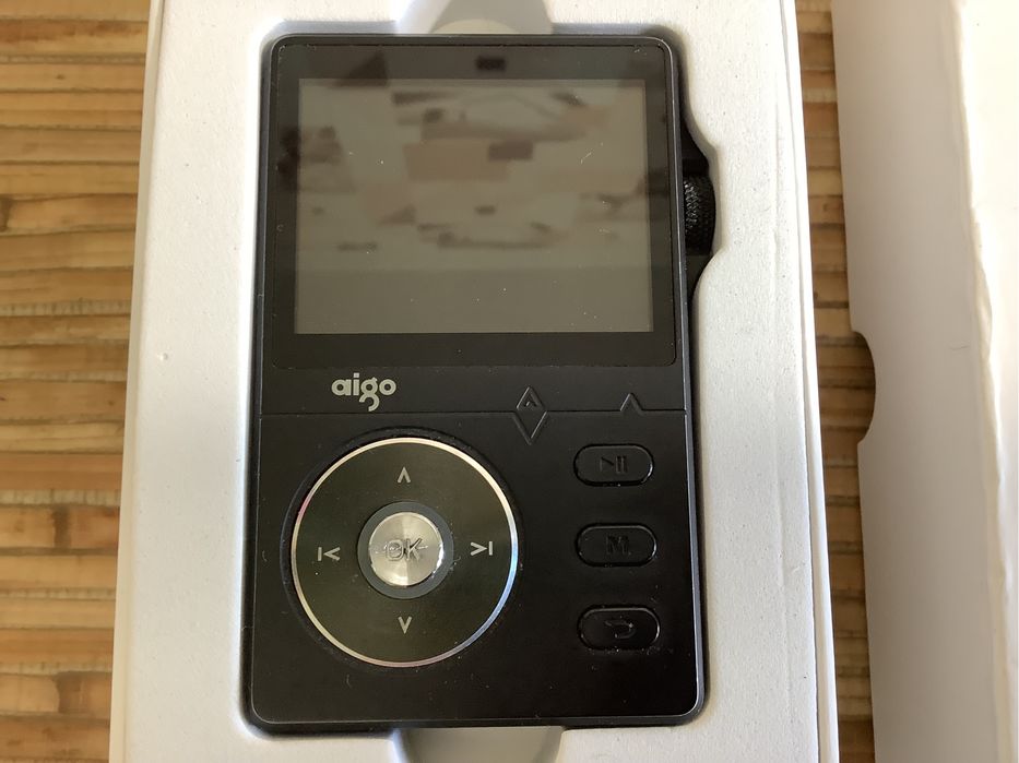 Продам mp3 Aigo 108