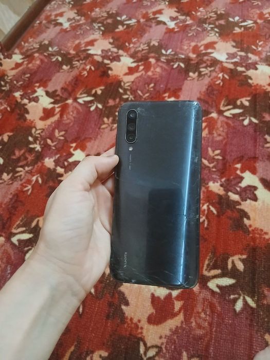 Xiaomi 9 lite telefon sotiladi
