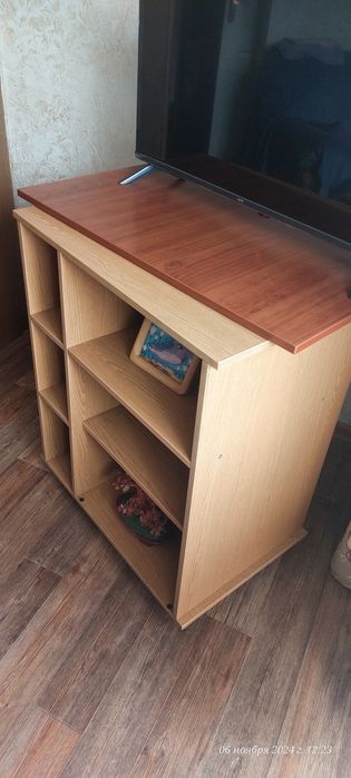 Тумба под телевизор, тумбочка, комод