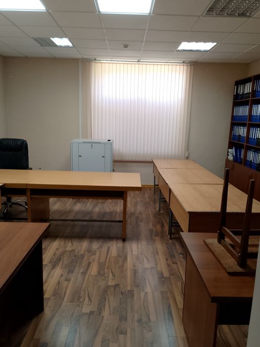 Ул Алишера Навоий 2линия 36м² 2кабинета 1этаж ор с мебелью Юр адреса