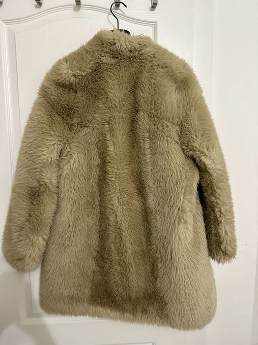 Mango палто от косъм