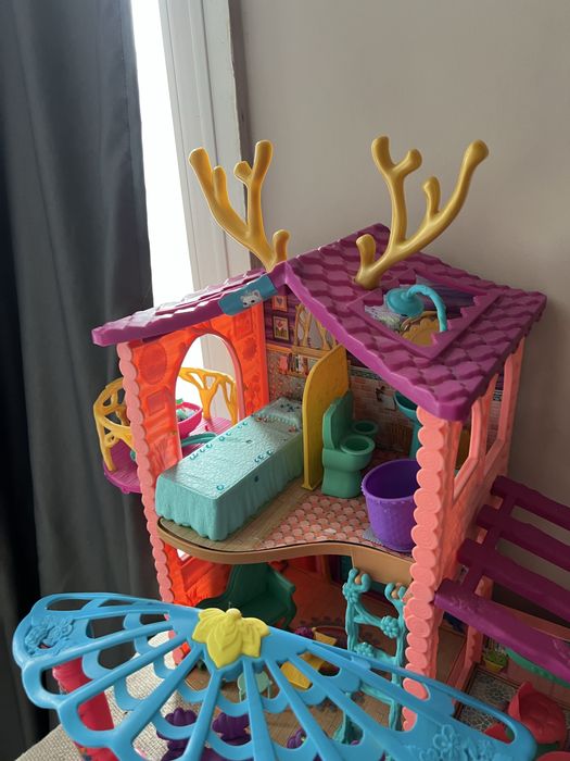 Домик Enchantimals и кафе