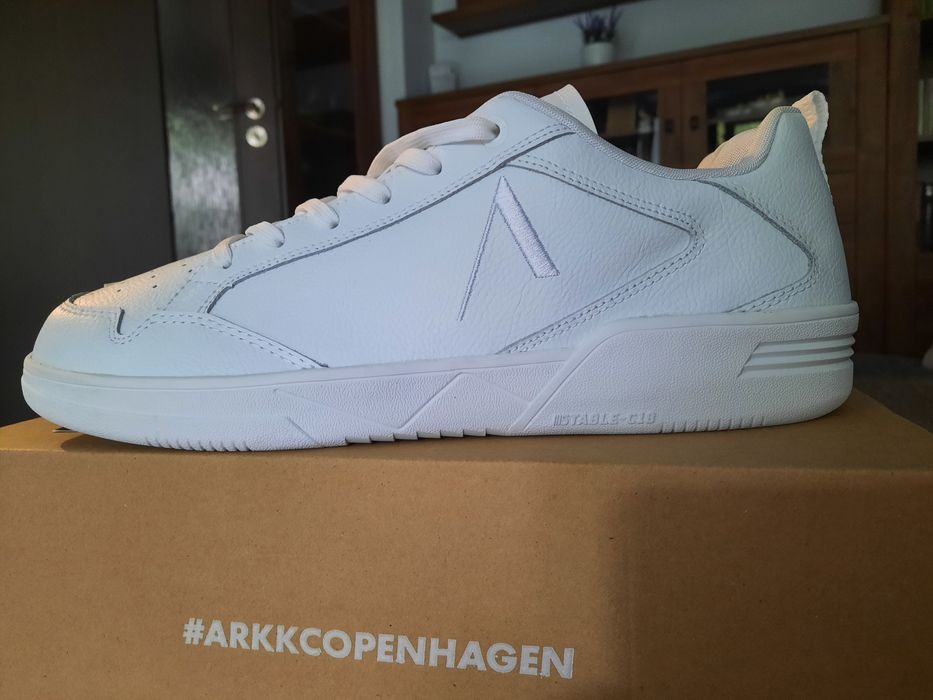 ARKK  нови кецове, размер 45