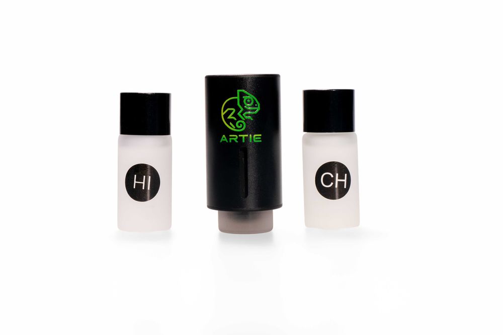 Artie Breeze – Odorizant auto premium cu rezerve dedicate