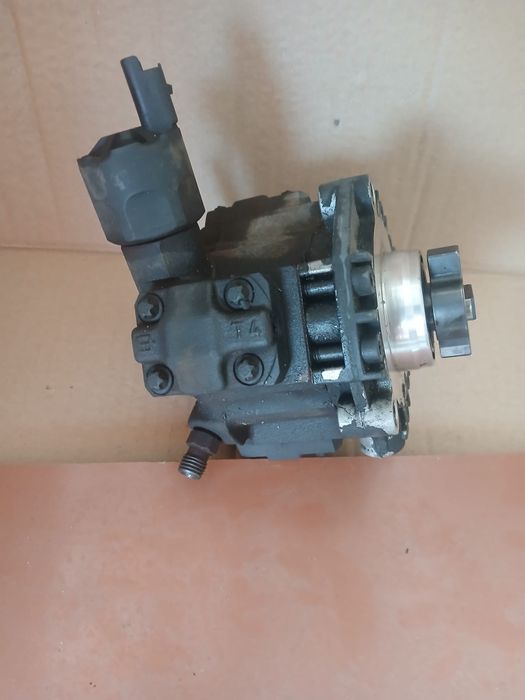 Pompa înalte Peugeot 407 2.0 hdi