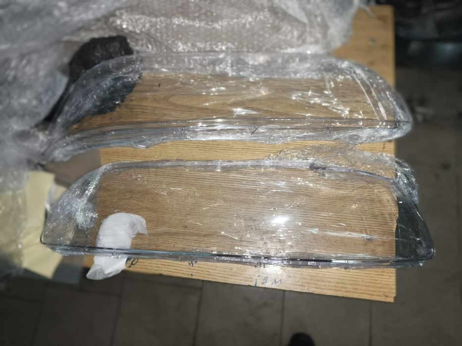 Стекло фар бмв е39