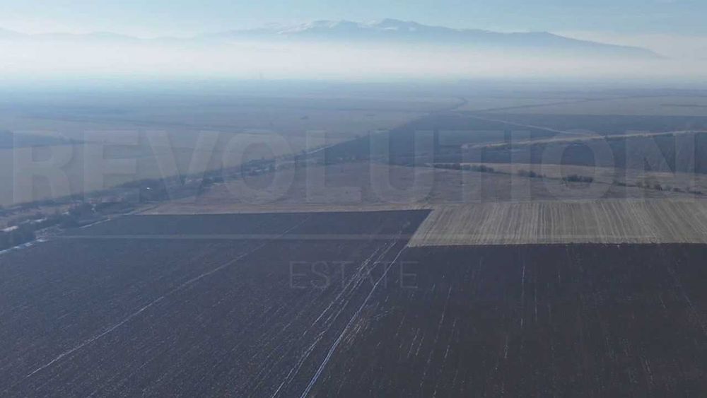 Парцел в гр. Елин Пелин