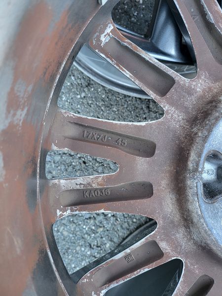 17цола Mazda 5x114.3 Мазда 5х114.3 Оригинални 4бр