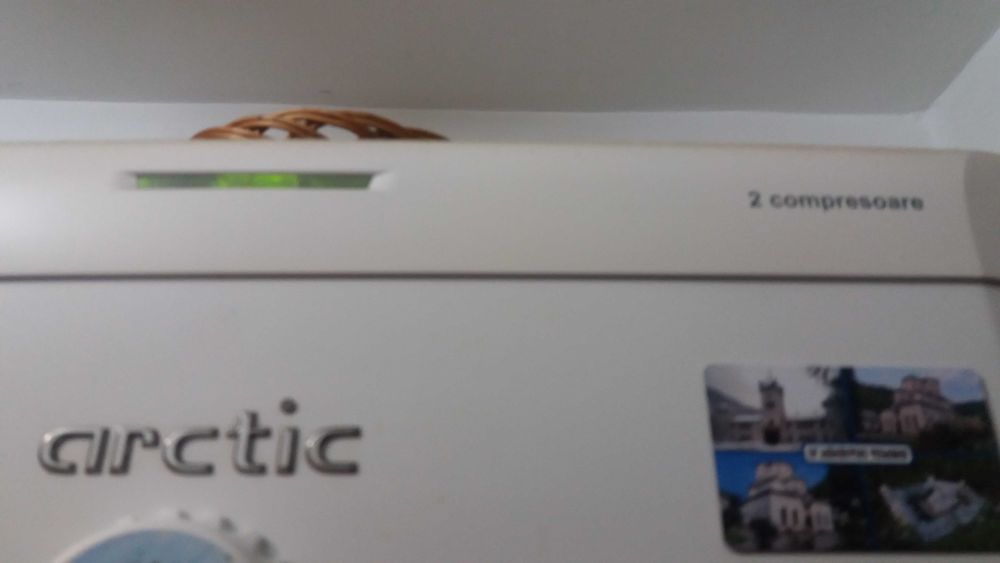 Rafturi usa combina frigorifica artic K3862