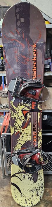 Продавам сноуборд Nidecker Dragon с автомати Drake Cobra