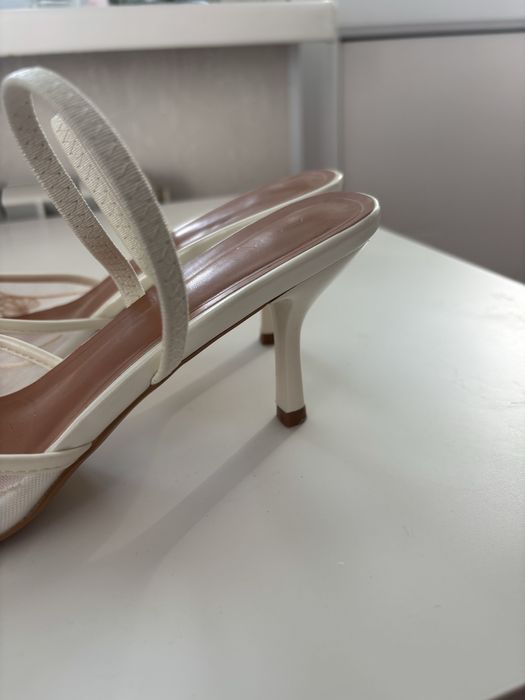 Продам новые свадебные туфли Zara