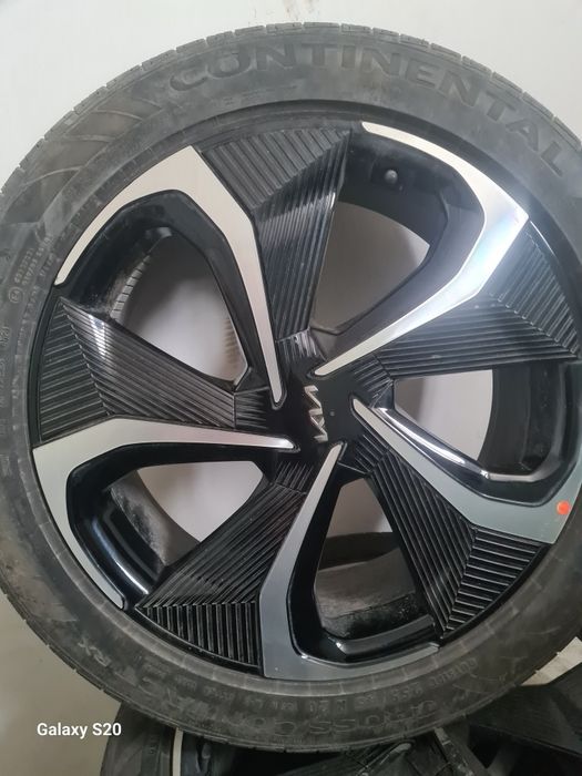 Продам 4 колеса в сборе