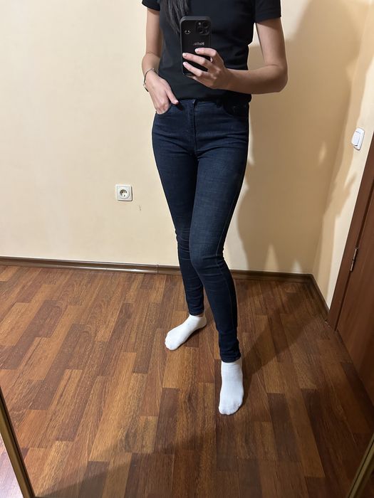 Продам джинсы