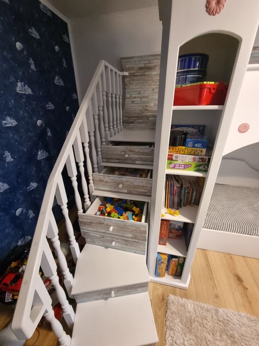 Pat copii tip castel cu topogan
