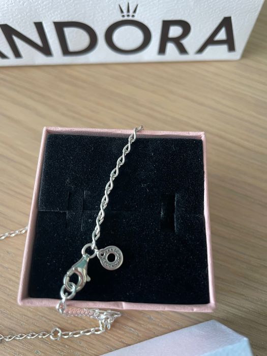 Верижка на Pandora