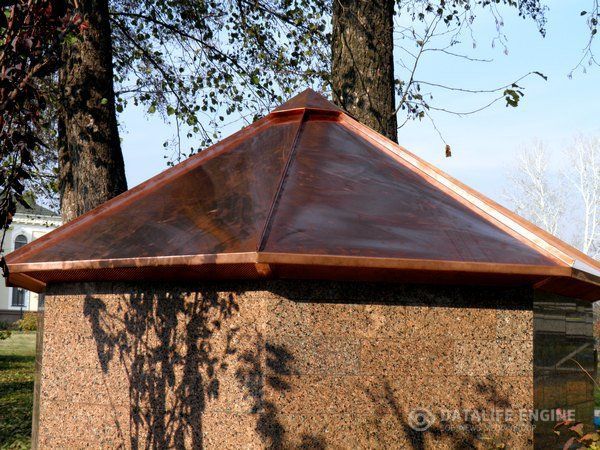 Tabla aurie pentru acoperis