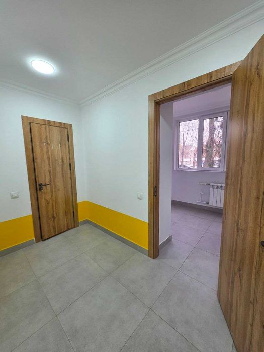 Сдается 67 кв м на первой линии (АС)