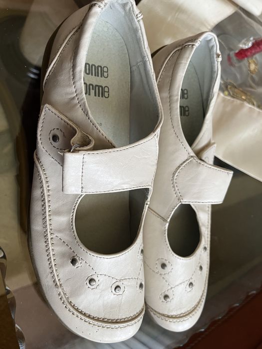 Дамски обувки от естествена кожа