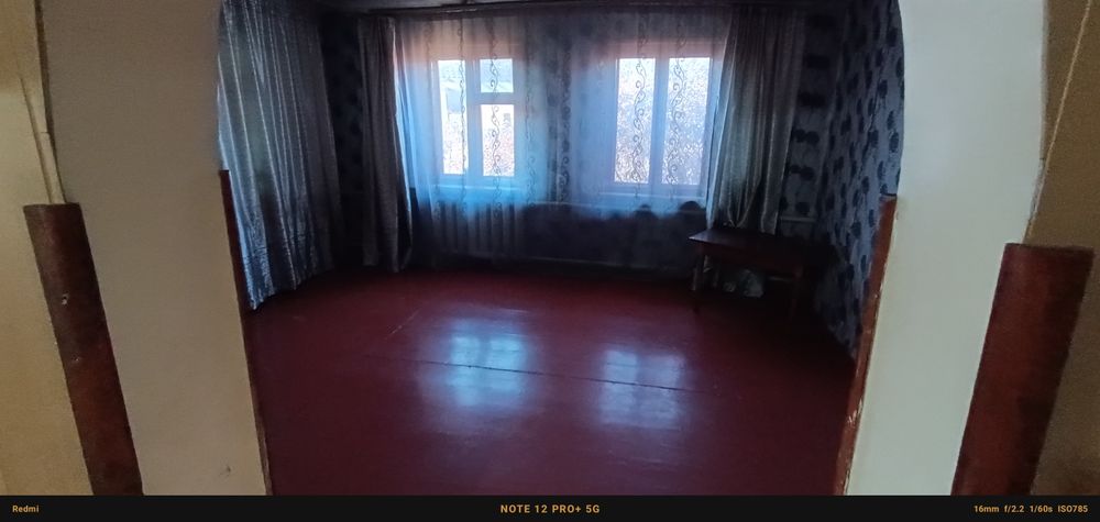 Продам дом. Район роддома.