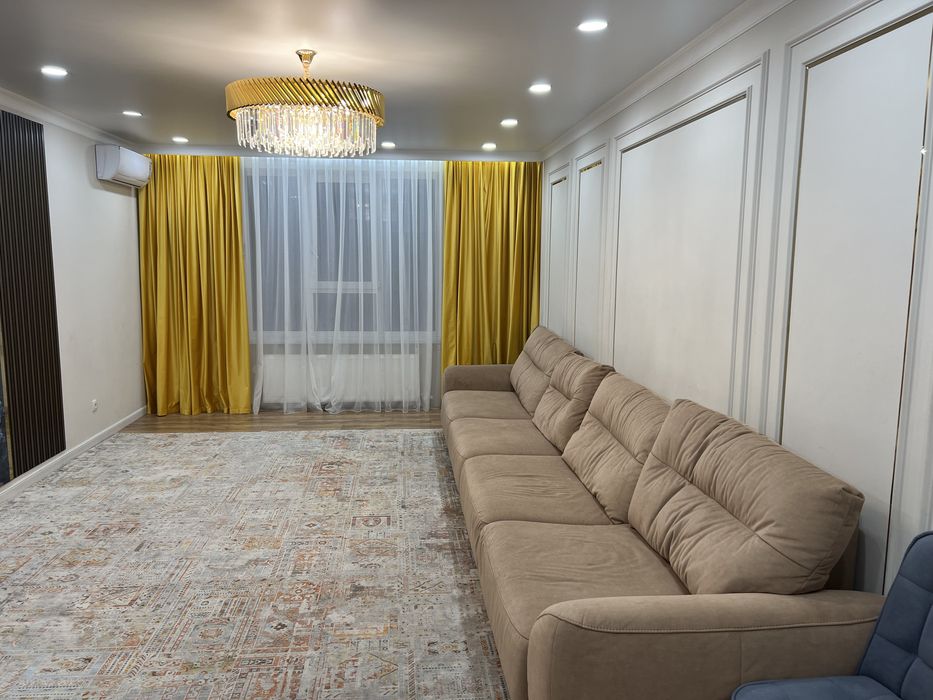 Продам классный диван!