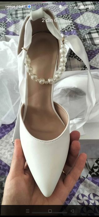 Pantofi eleganti