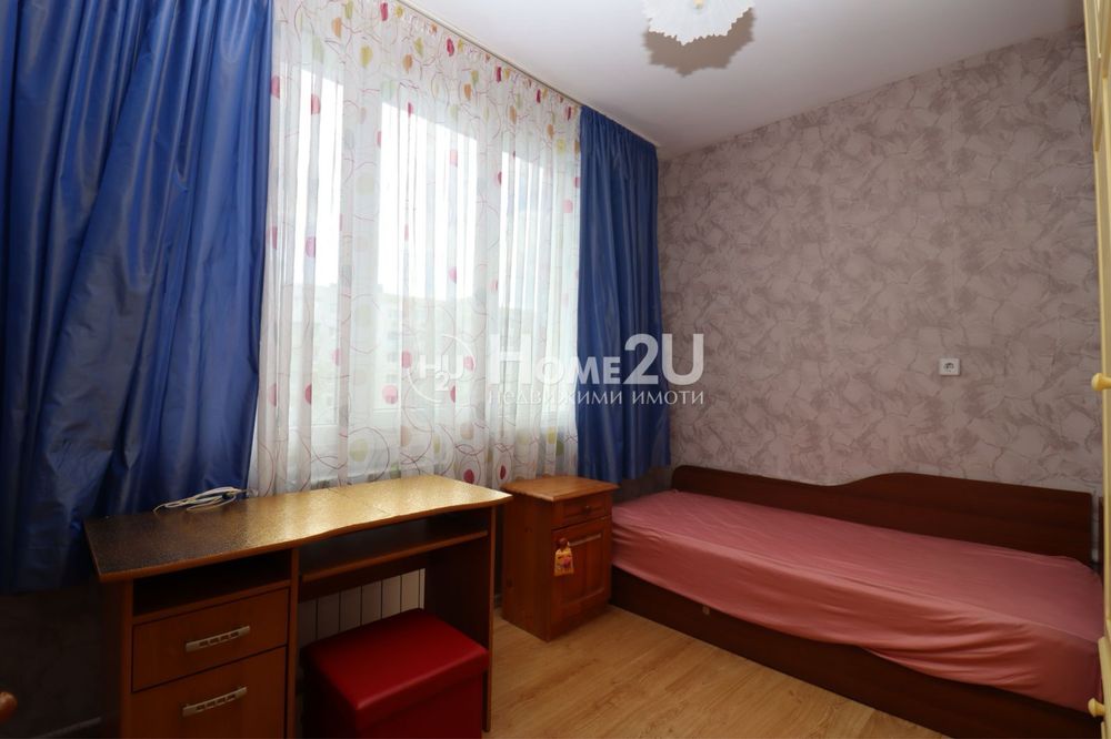 Продавам двустаен апартамент в кв. Люлин