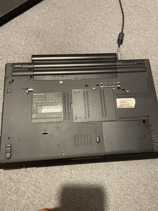Leptop lenovo  ThinkPad T510
