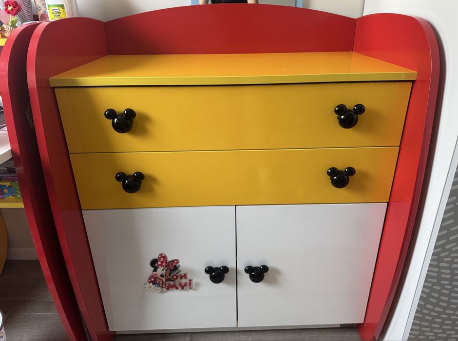 Детски скрин и бюро от Айко