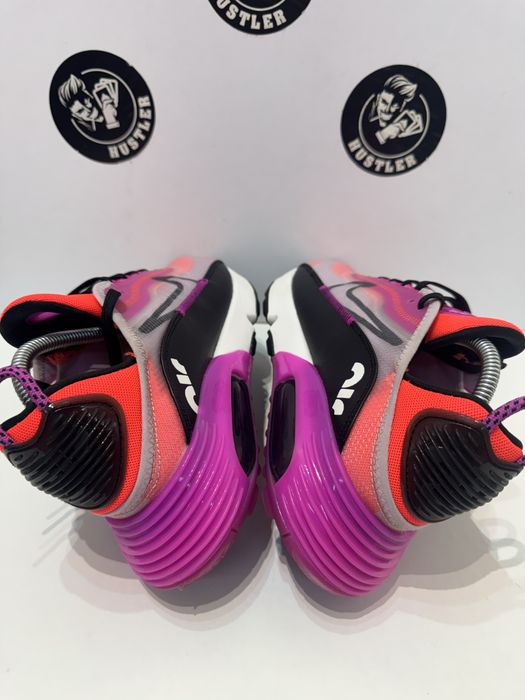 Маратонки NIKE AIR MAX 2090. Намер 40