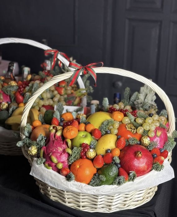 новогодние букеты/корзины