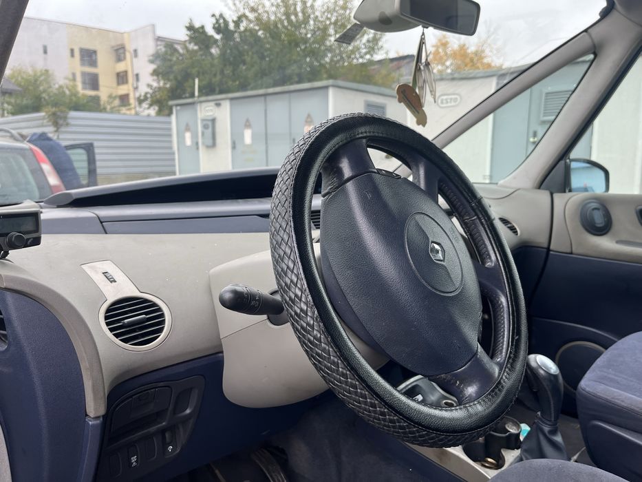 Renault Espace  - 300.000 km - PRET NEGOCIABIL