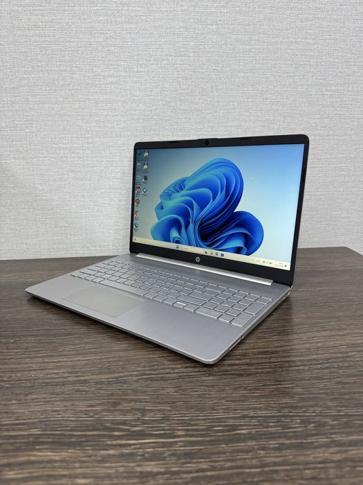Стильный HP Model-15 intel Core i3 11th Gen 8gb DDR4 256gb SSD 15.6!